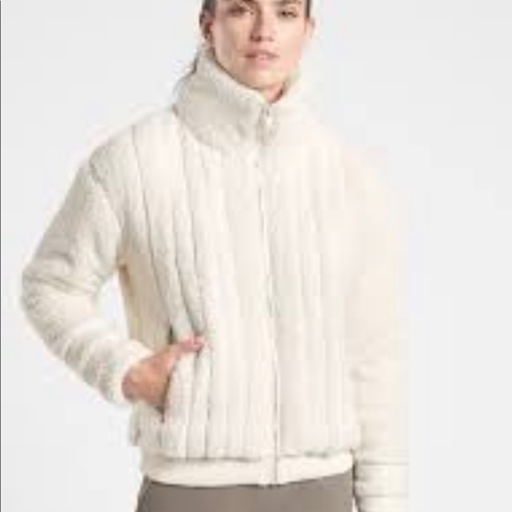 Athleta Sherpa/shearling cozy zip up jacket ivory XL